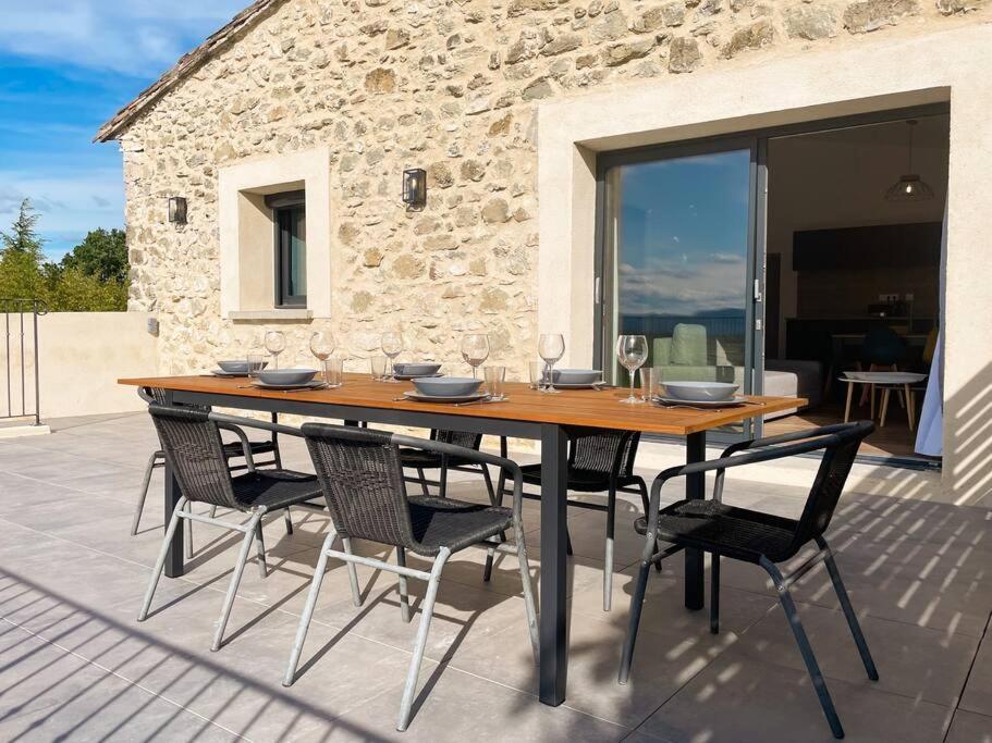 Appartement Dans Un Mas Provencal Allan Buitenkant foto