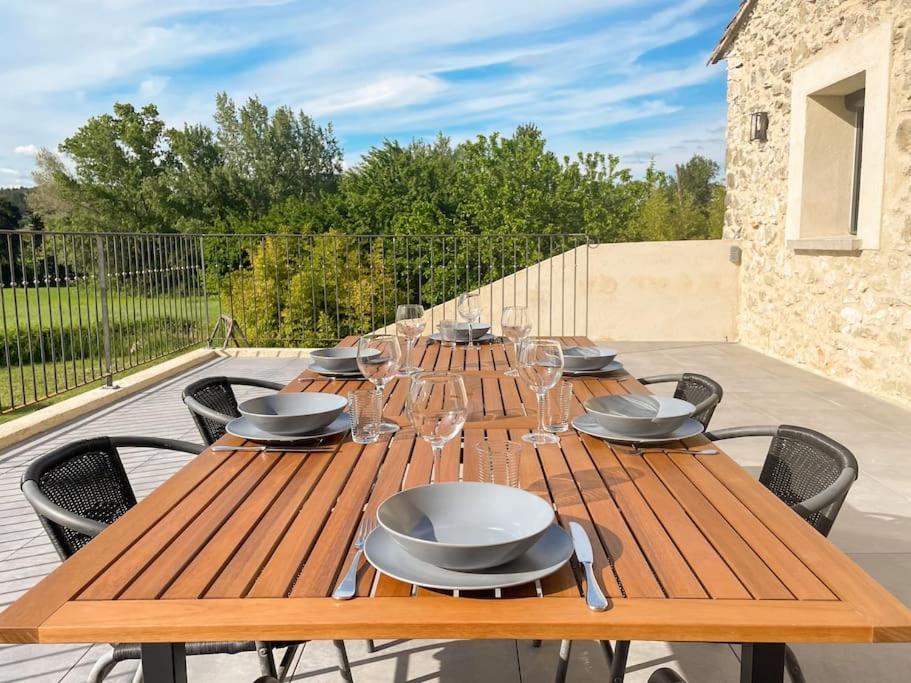 Appartement Dans Un Mas Provencal Allan Buitenkant foto